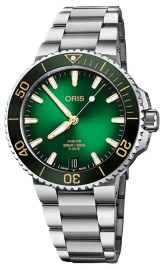 Oris 4127-07-8-22-09PEB watch for man with a green dial and stainless steel strap.
